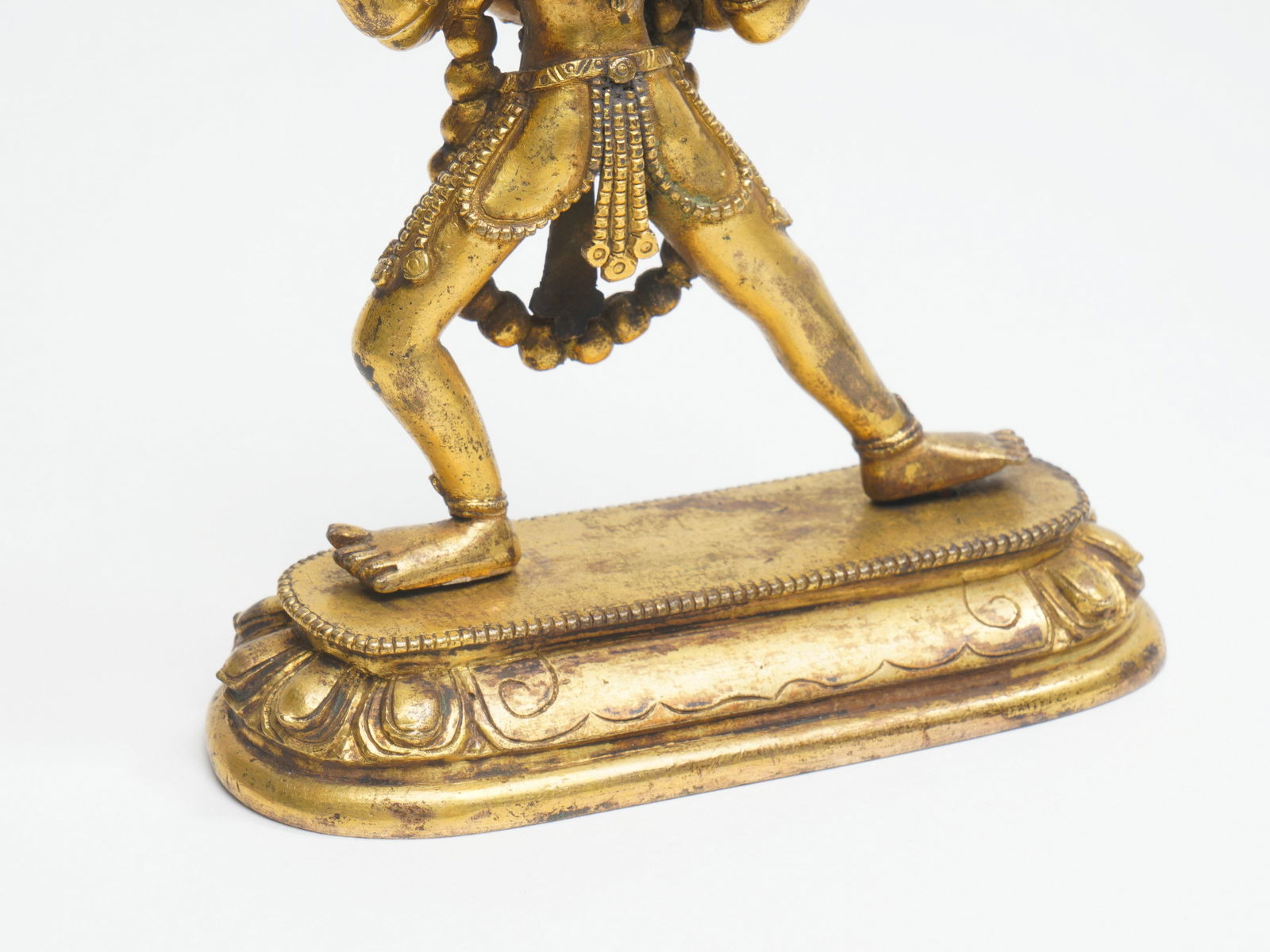 Gilt - bronze Buddha Statue - 9