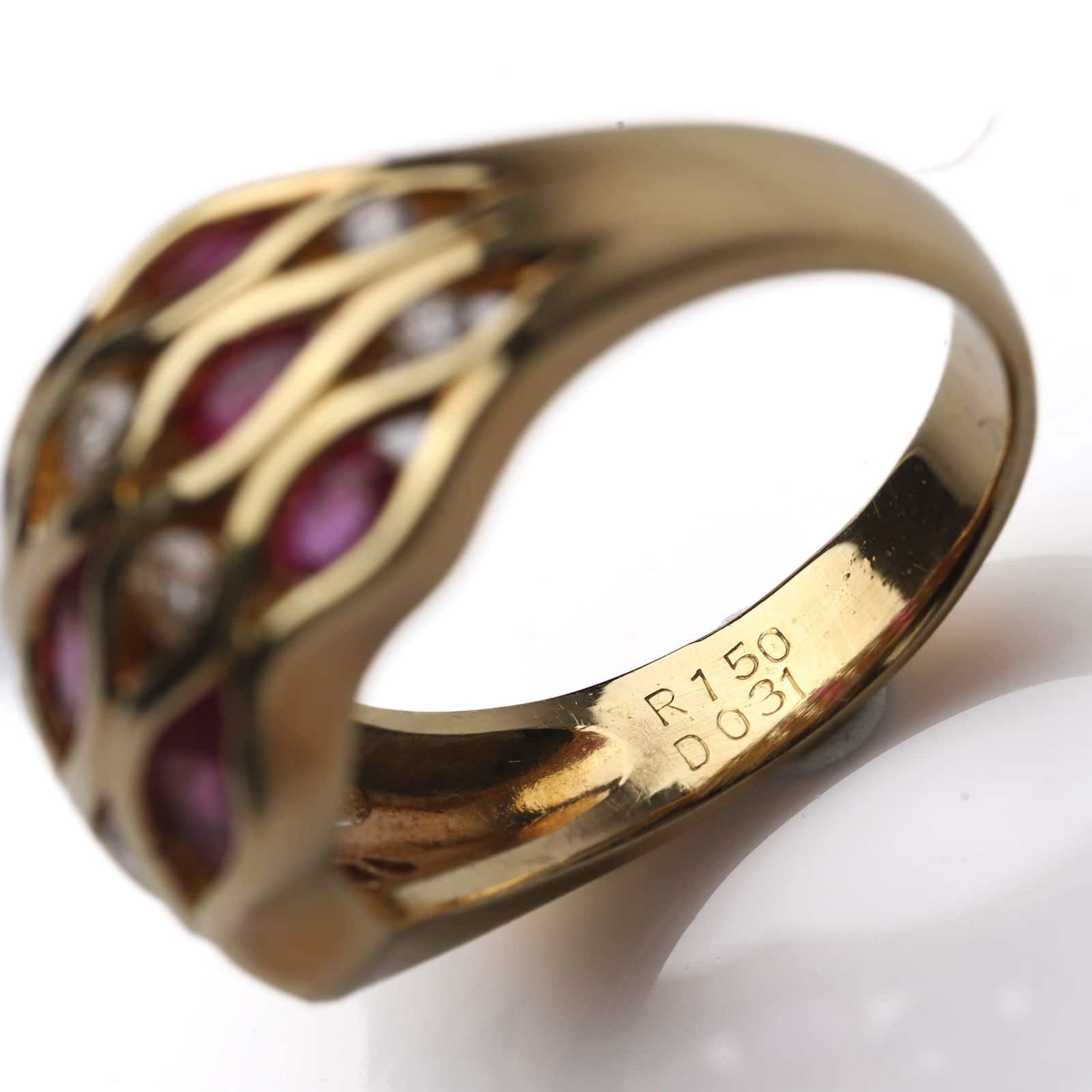 RETRO 18K GOLD RUBY AND DIAMOND RING - 4