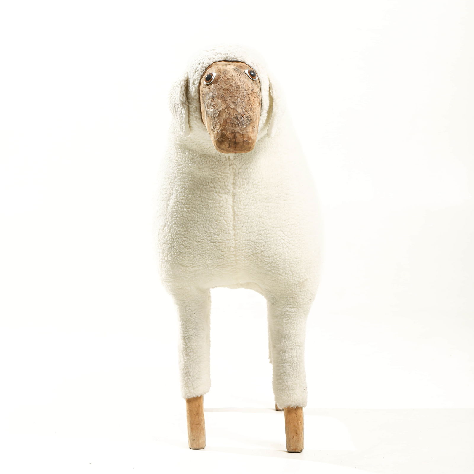 A DECORATIVE SHEEP SCULPTURE - 4