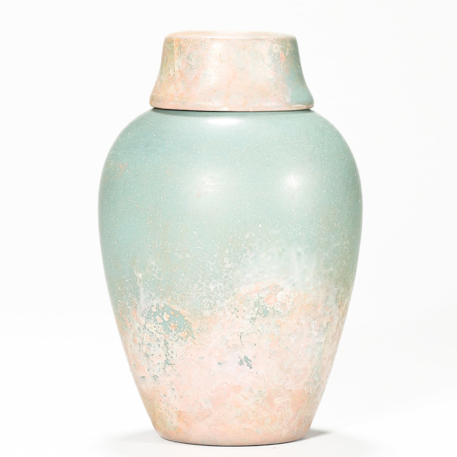 A COVERED JAR.: Height 4 5/16 in (11 cm)