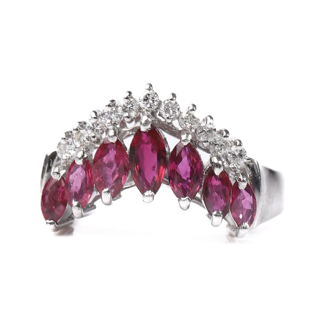 PLATINUM RUBY AND DIAMOND RING - 3
