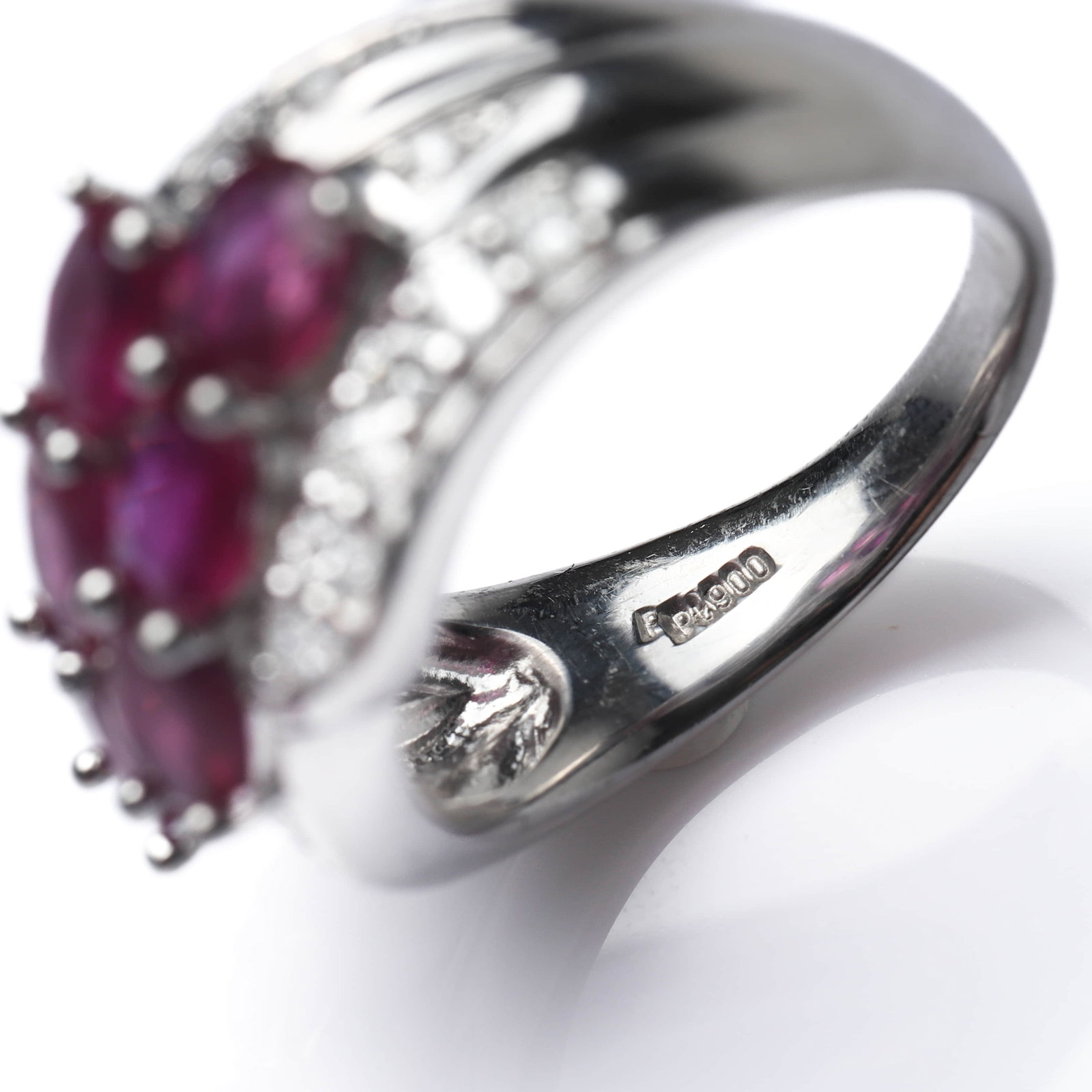 PLATINUM RUBY AND DIAMOND RING - 5