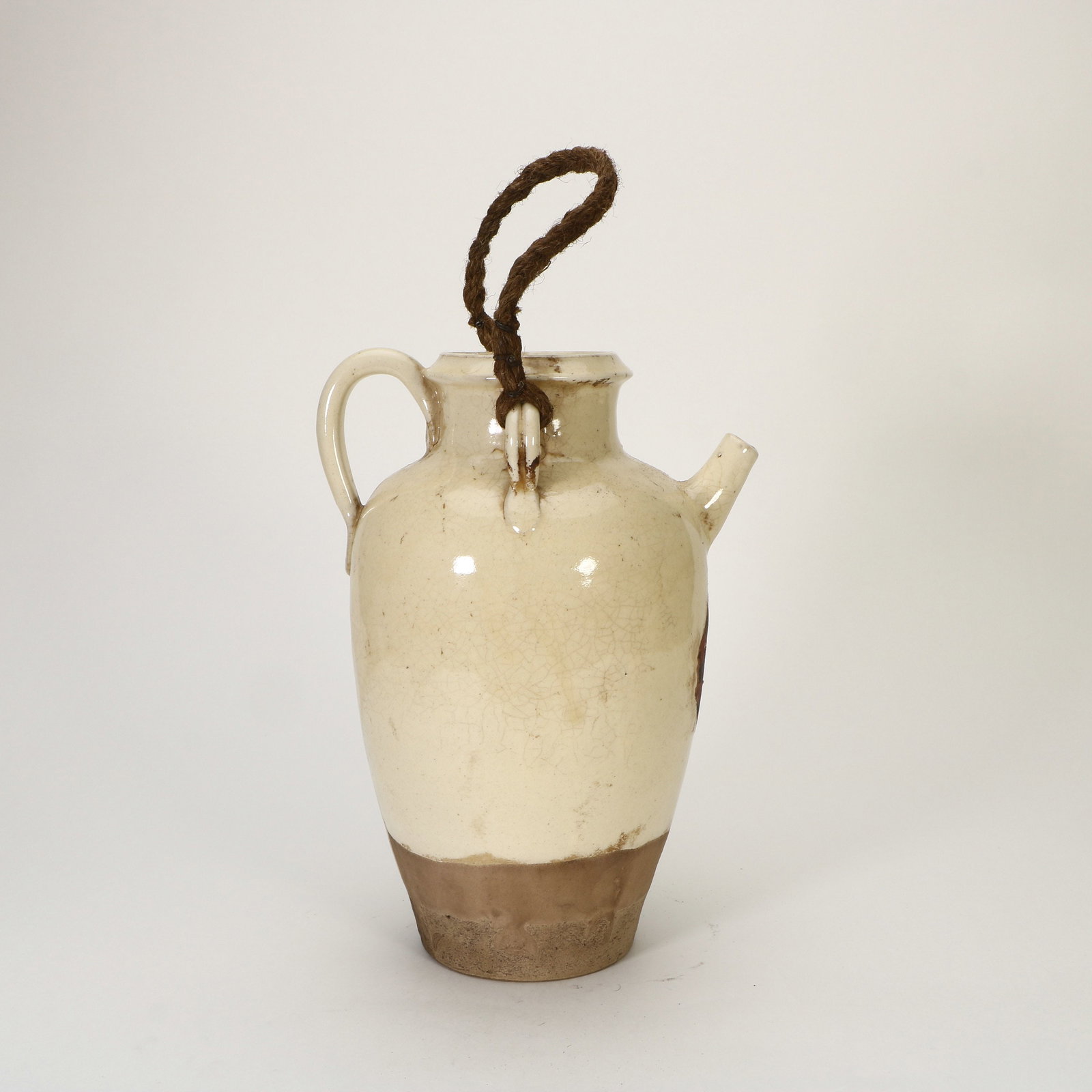 White-glazed Ewer - 3