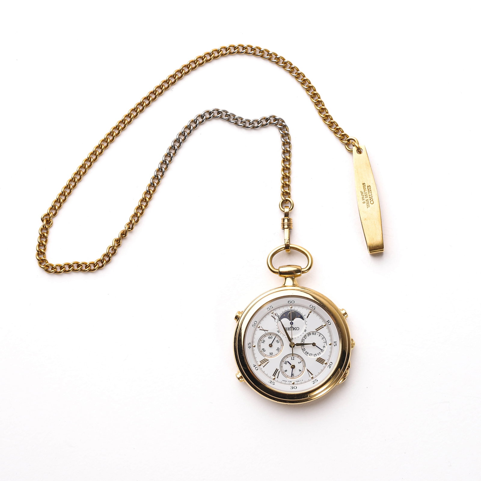 SEIKO GOLD-PLATED POCKET WATCH WITH CHRONOGRAPH AND MOON PHASE, DIAMETER 1 9/16 IN (32.5 MM): A Seiko gold-plated pocket watch featuring a chronograph function and a moon phase display. The round white dial, measuring 1 9/32 in. (32.5 mm) in diameter, is accented with Roman numeral hour