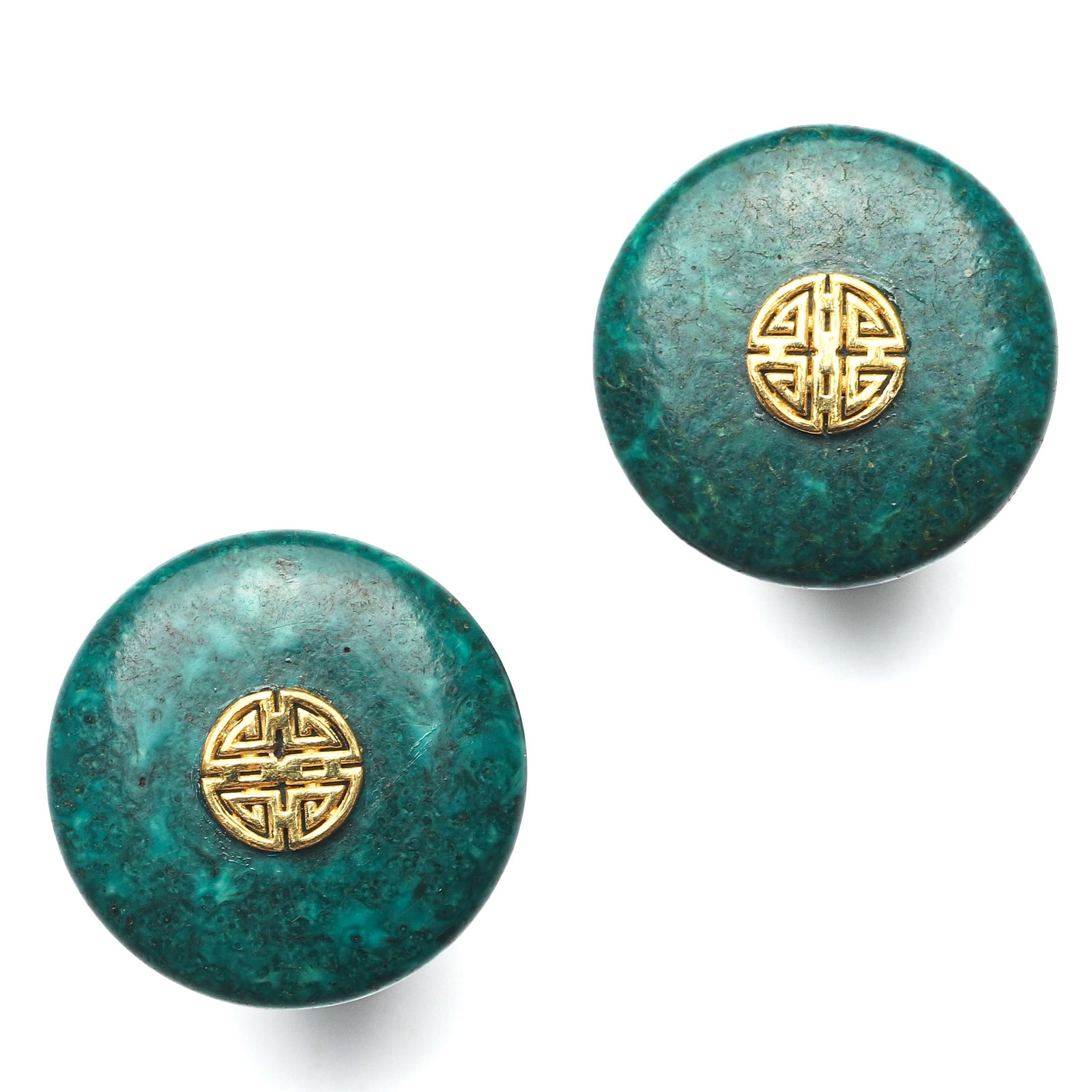 PAIR OF COURT-STYLE GUMHORN EAR STUDS WITH 24K GOLD SHOU MEDALLIONS: Dimensions Diameter 13/16 in. (2.0 cm) Weight 5.35 g Description A pair of court-style gumhorn (qiujiao) ear studs featuring circular plaques carved from dark-toned material and centered with 24K