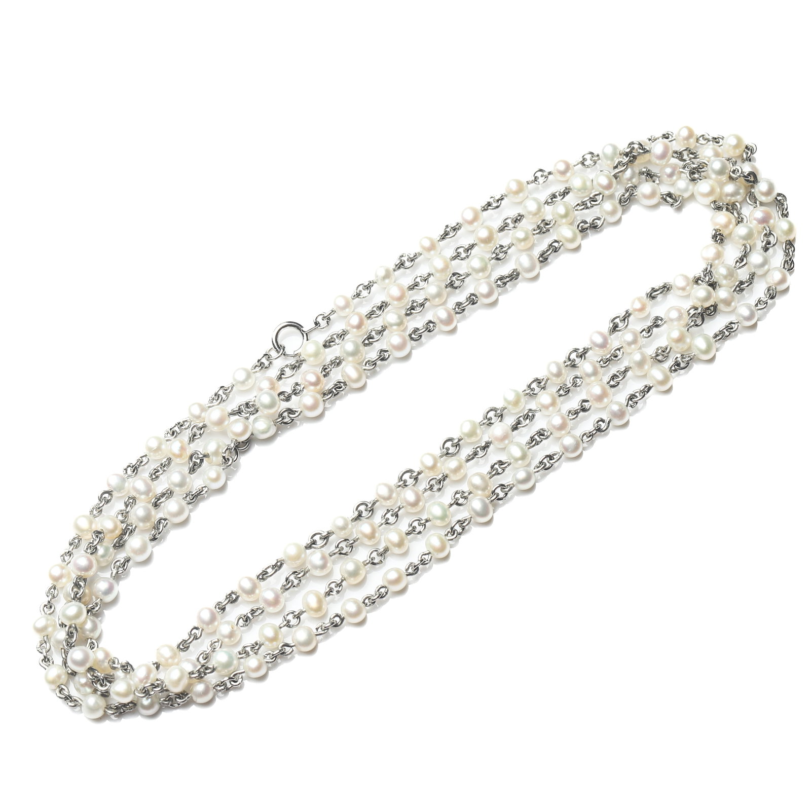 ART DECO PLATINUM AND PEARL NECKLACE, ITALY, CIRCA 1925–1935: Dimensions 39 3/8 in. (100 cm) Weight 18.9 g Description An elegant Italian Art Deco platinum necklace, handcrafted and set with over 100 pearls. Exhibiting the refined geometric aesthetics and