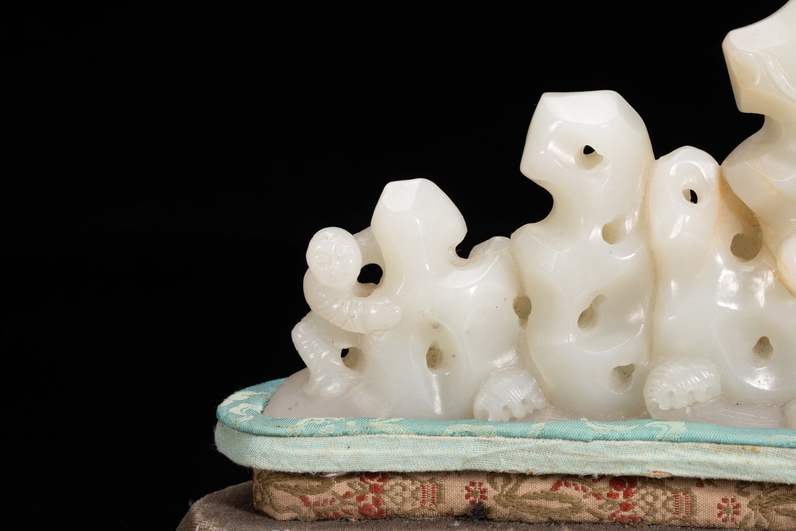 Hetian jade ornament - 2