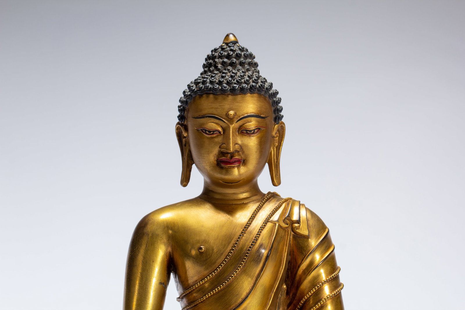 Gilded bronze Buddha statue - 12