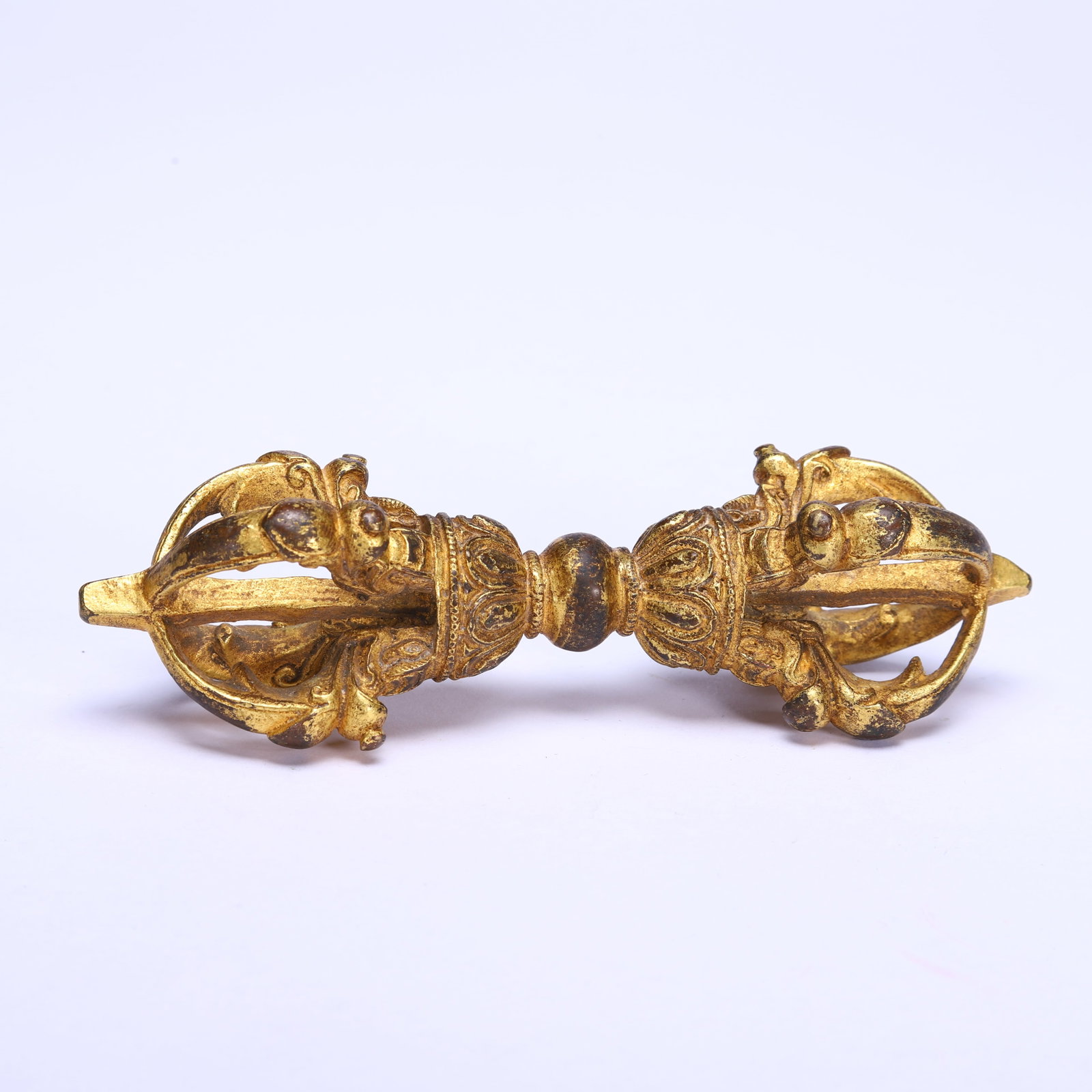 Gilded bronze ritual implements: 12cm long, 160g