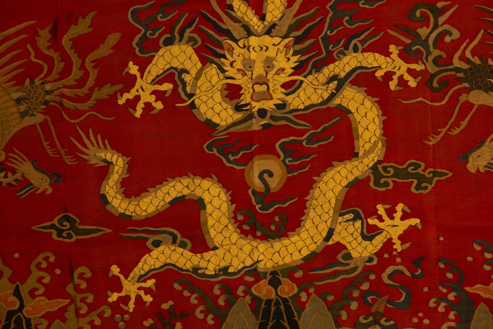 A RED?GROUND KESI WITH THREE DRAGONS - 5