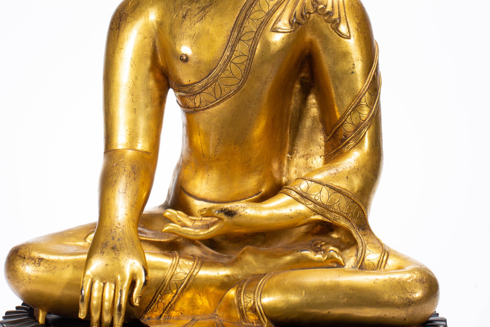 Gilded bronze Buddha statue - 3