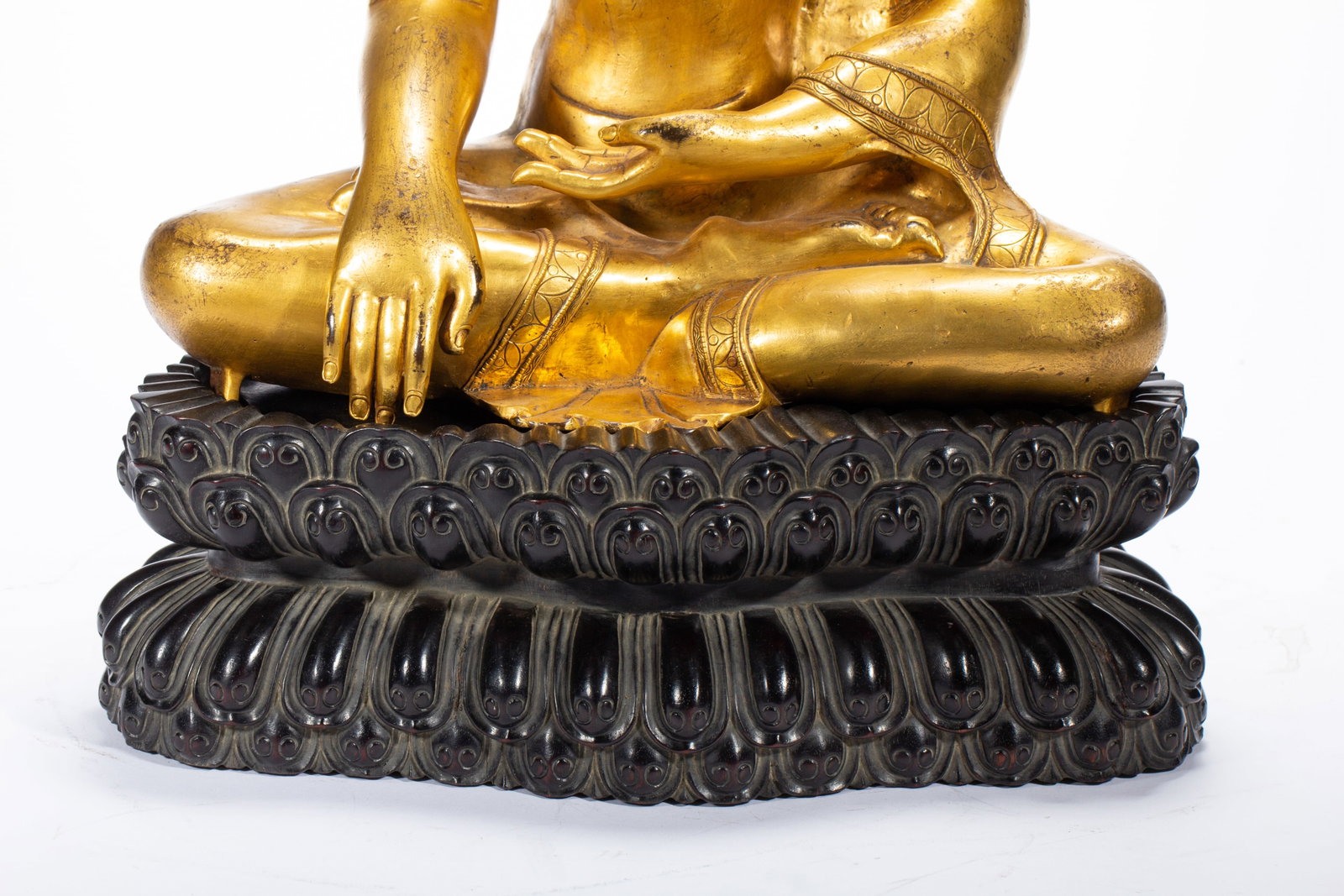 Gilded bronze Buddha statue - 4