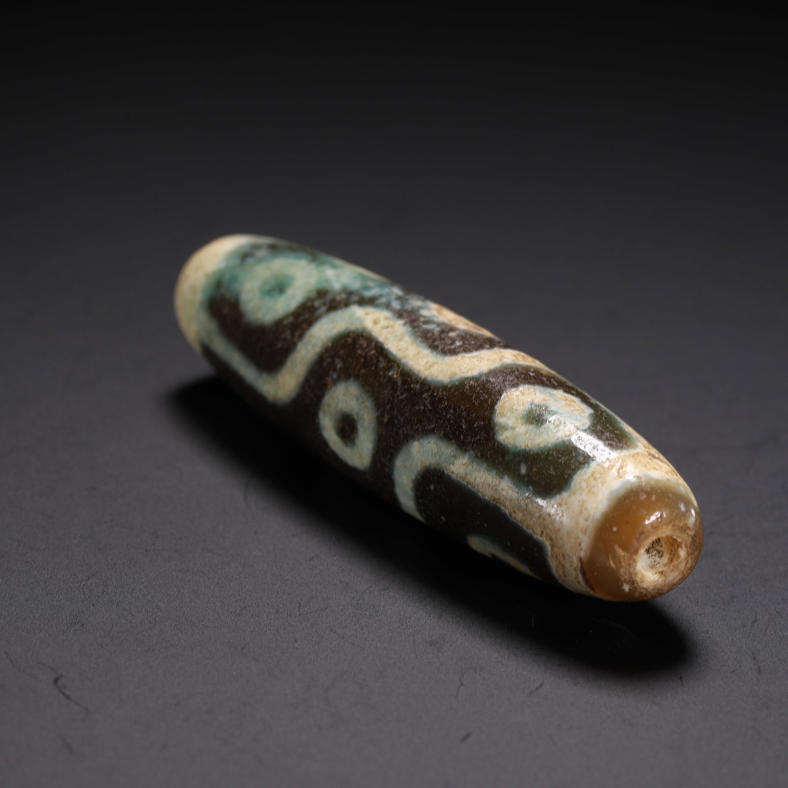 Dzi bead - 8