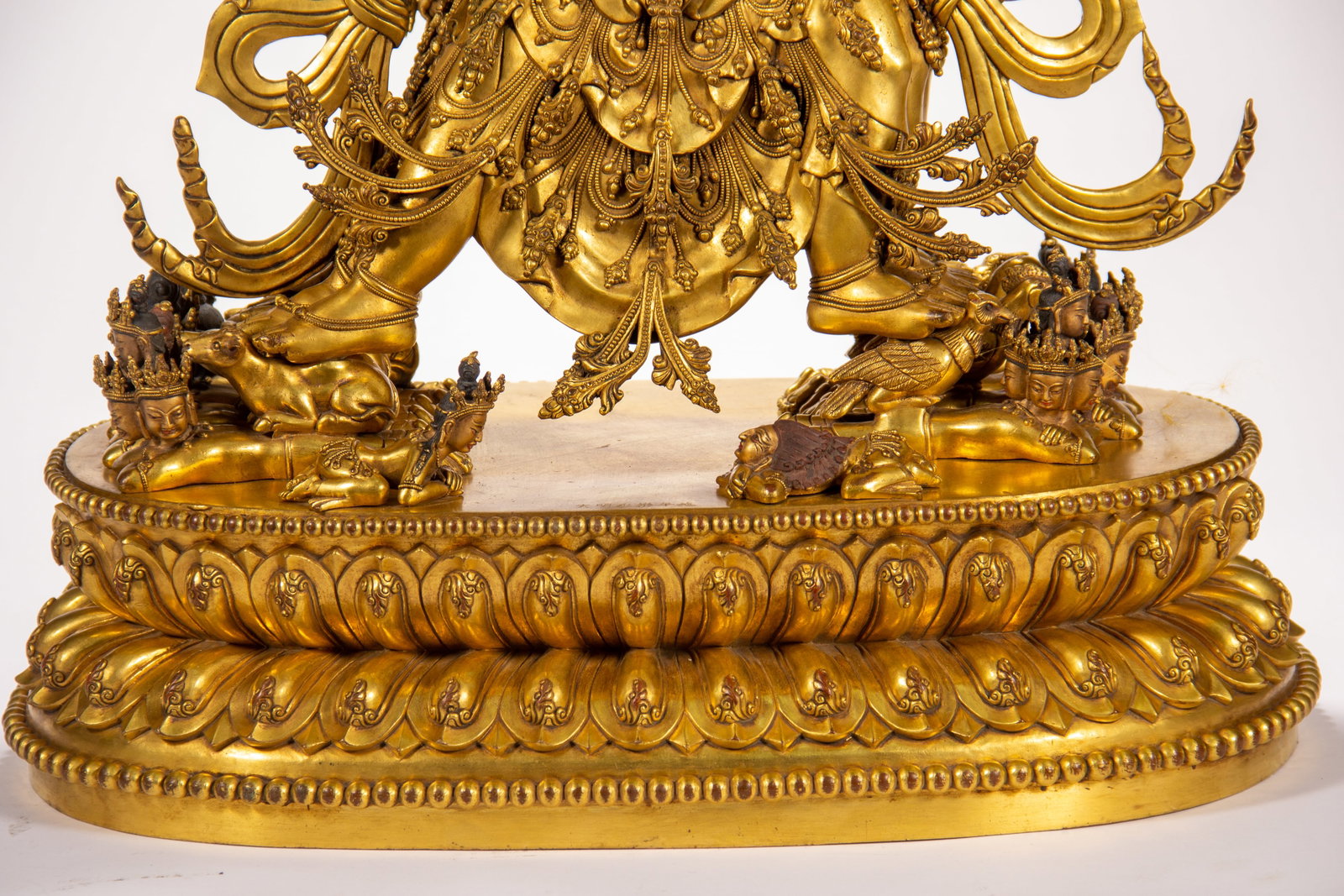 Gilded bronze Buddha statue - 6