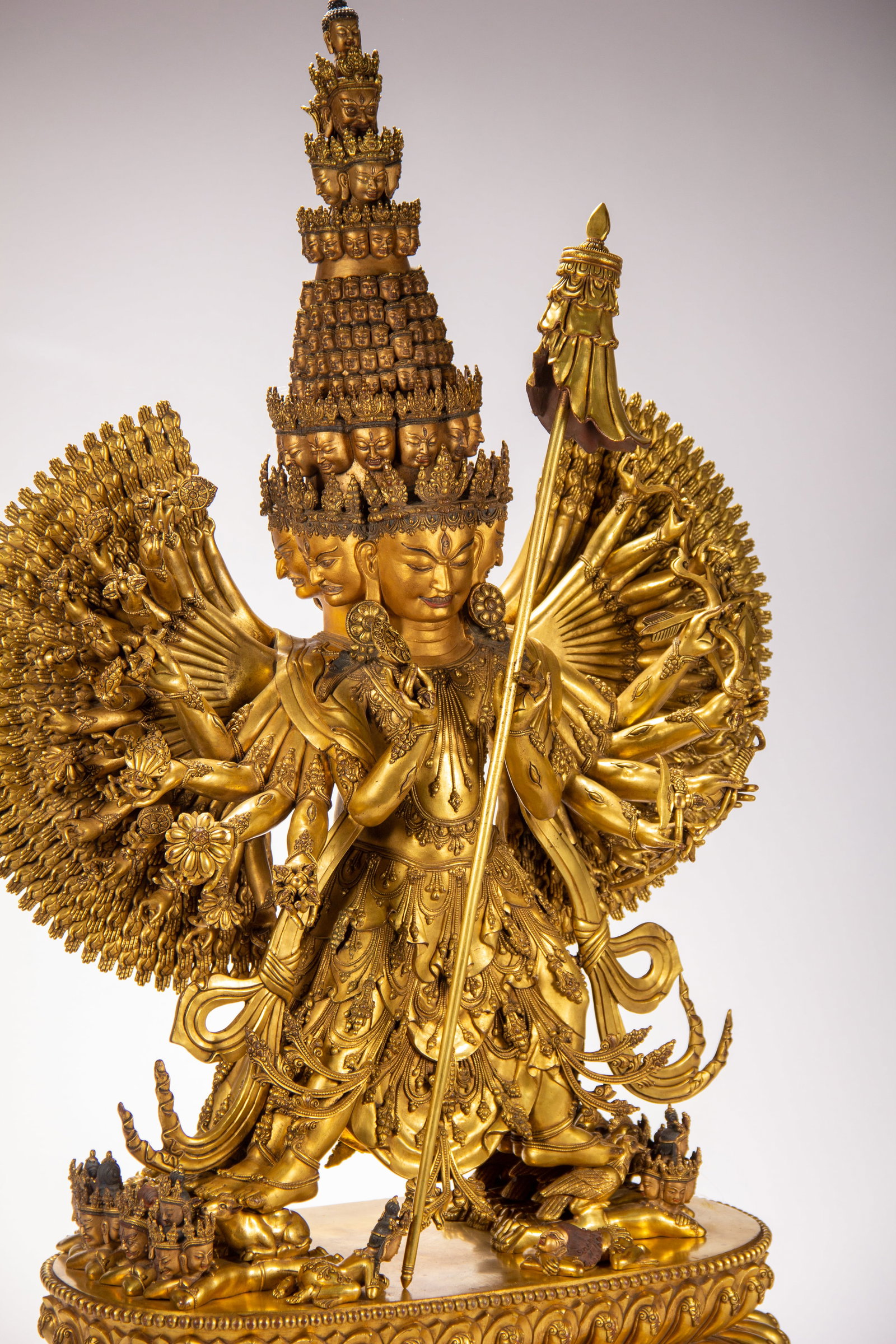 Gilded bronze Buddha statue - 9