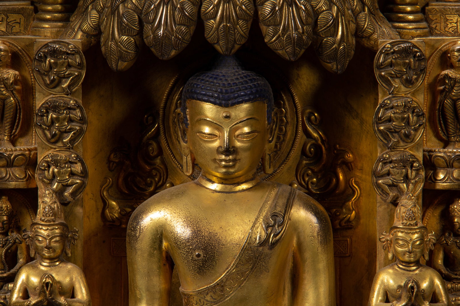 Gilded bronze Buddha statue - 5