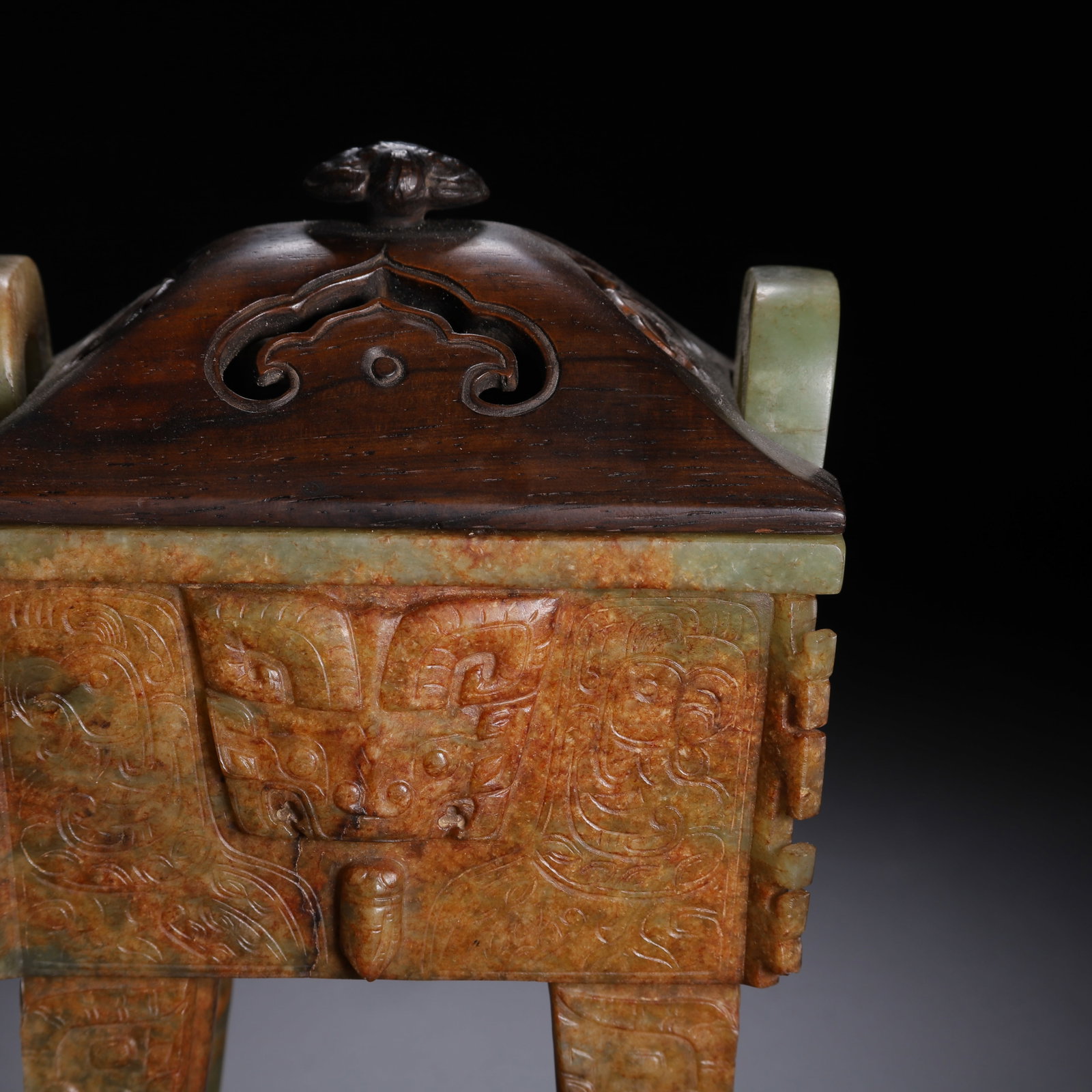 Hetian jade taotie pattern censer - 2