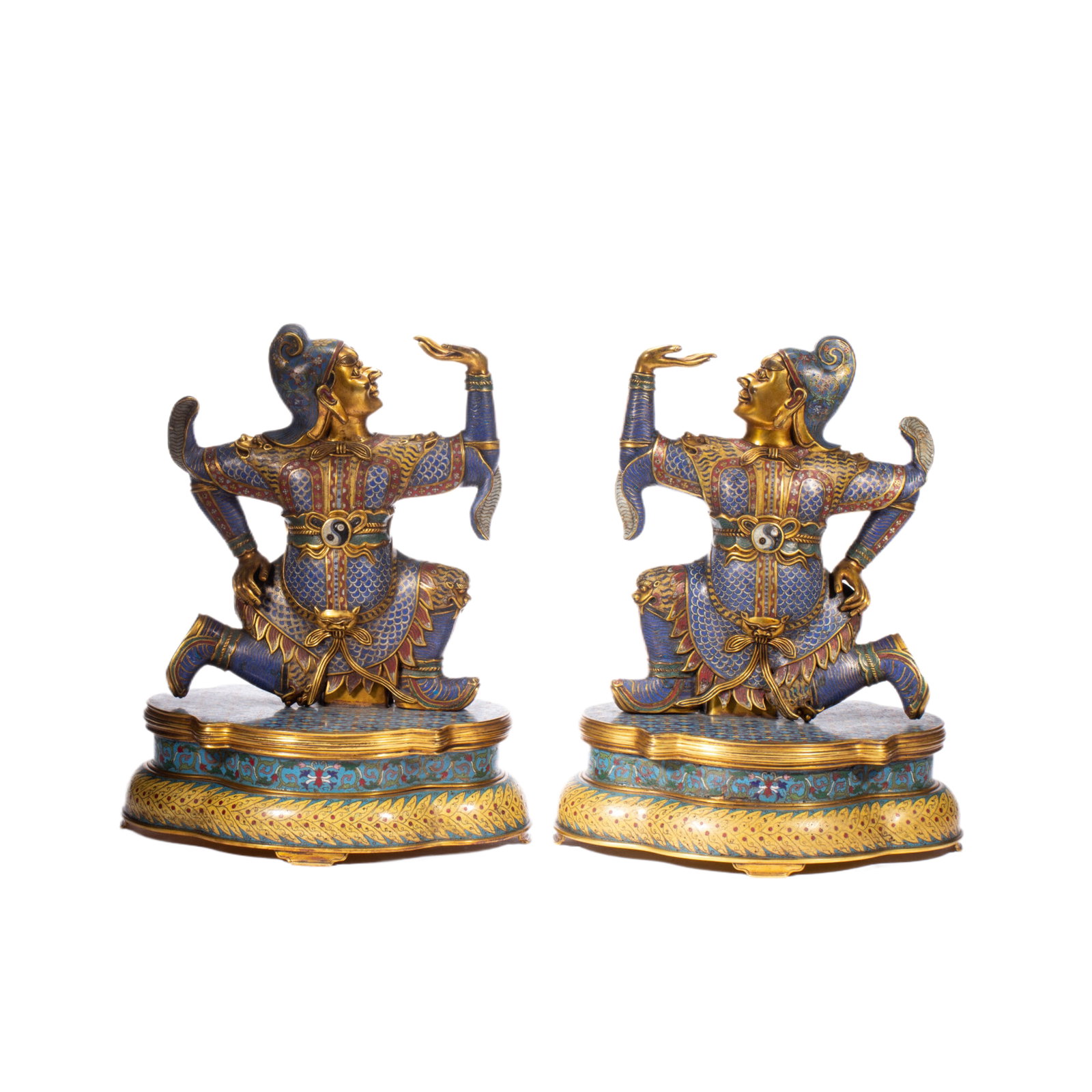 A pair of cloisonn?? figures: Length 28cm, Width 23cm, Height 37cm, Weight 13800g