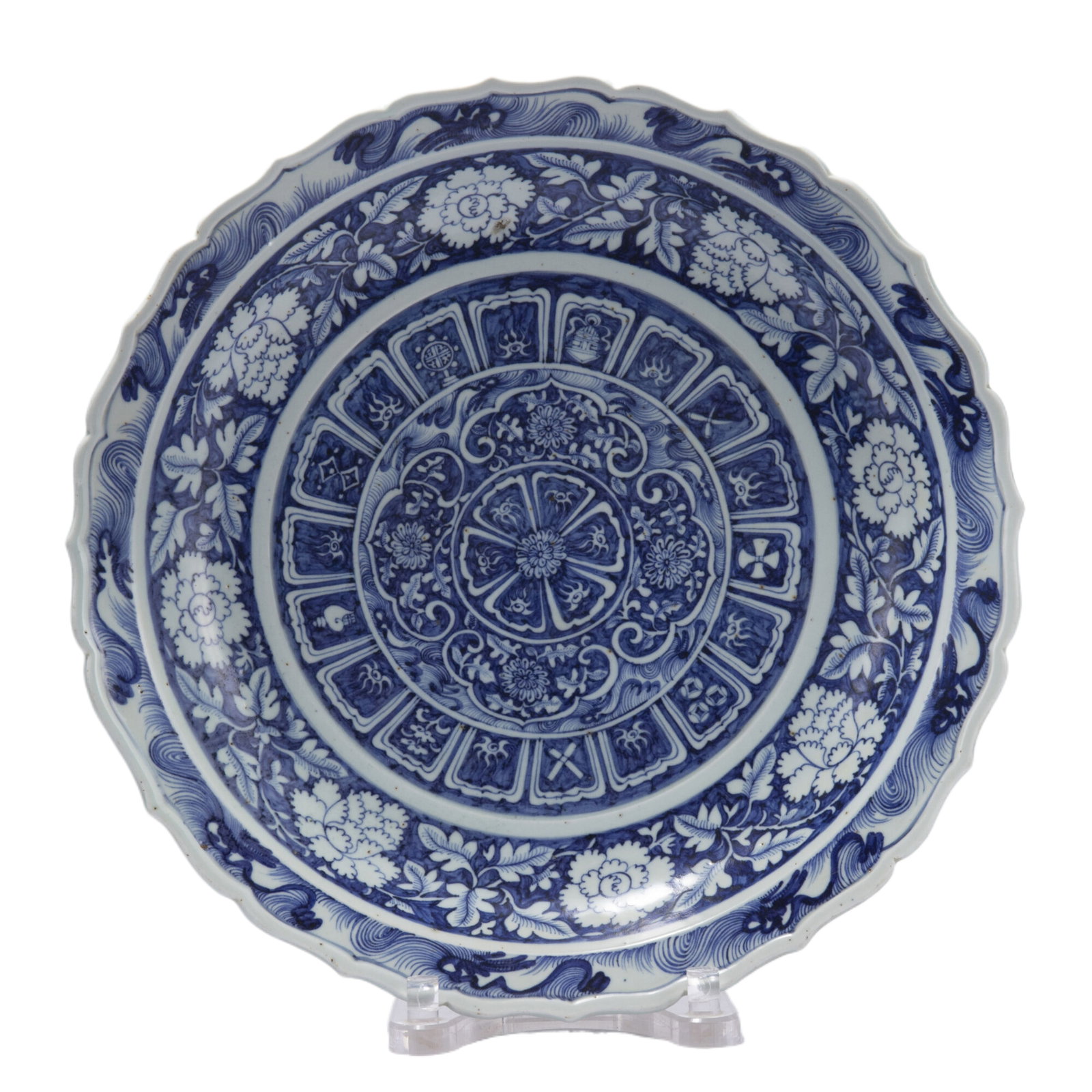 Yuan Dynasty Blue and White Plate: Diameter 46.1cm, Height 8cm