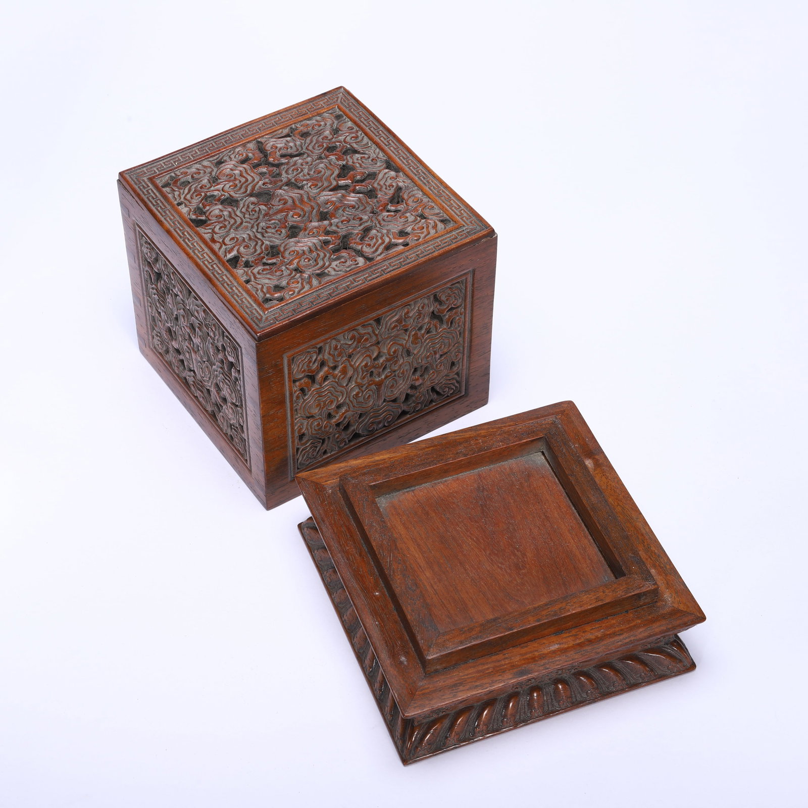 Huanghuali dragon pattern seal box - 7