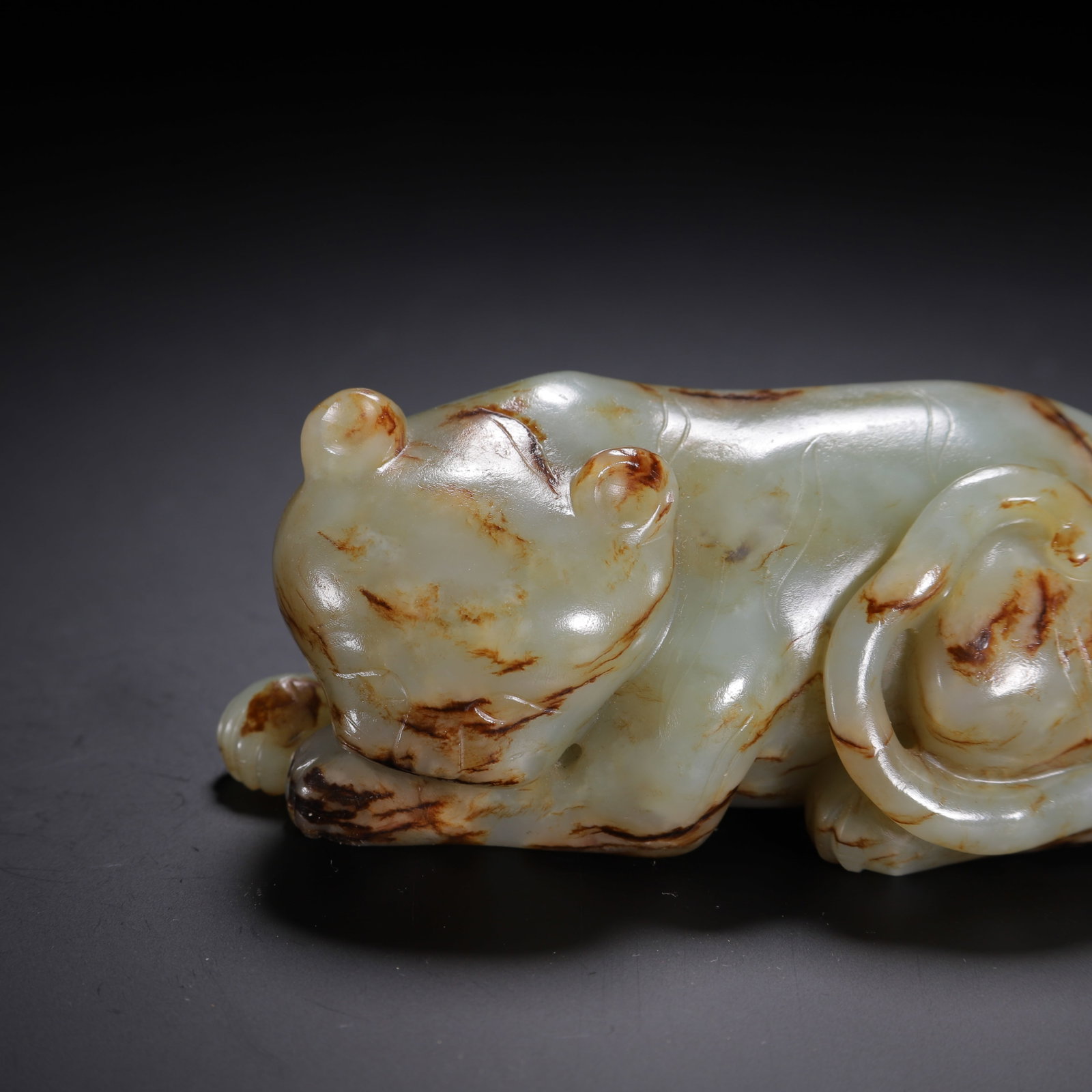 Hetian Jade Auspicious Beast - 2
