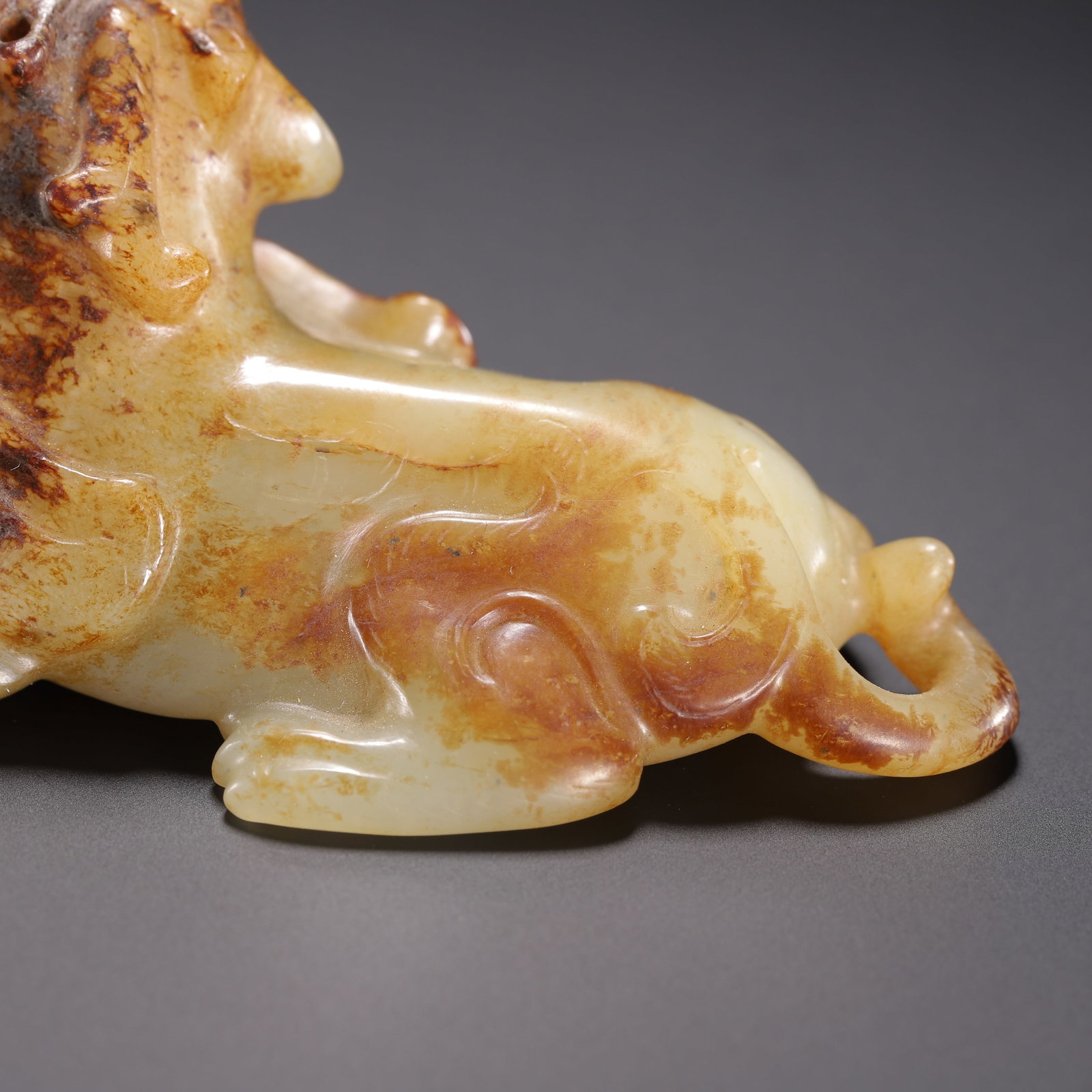 Hetian Jade Auspicious Beast - 9