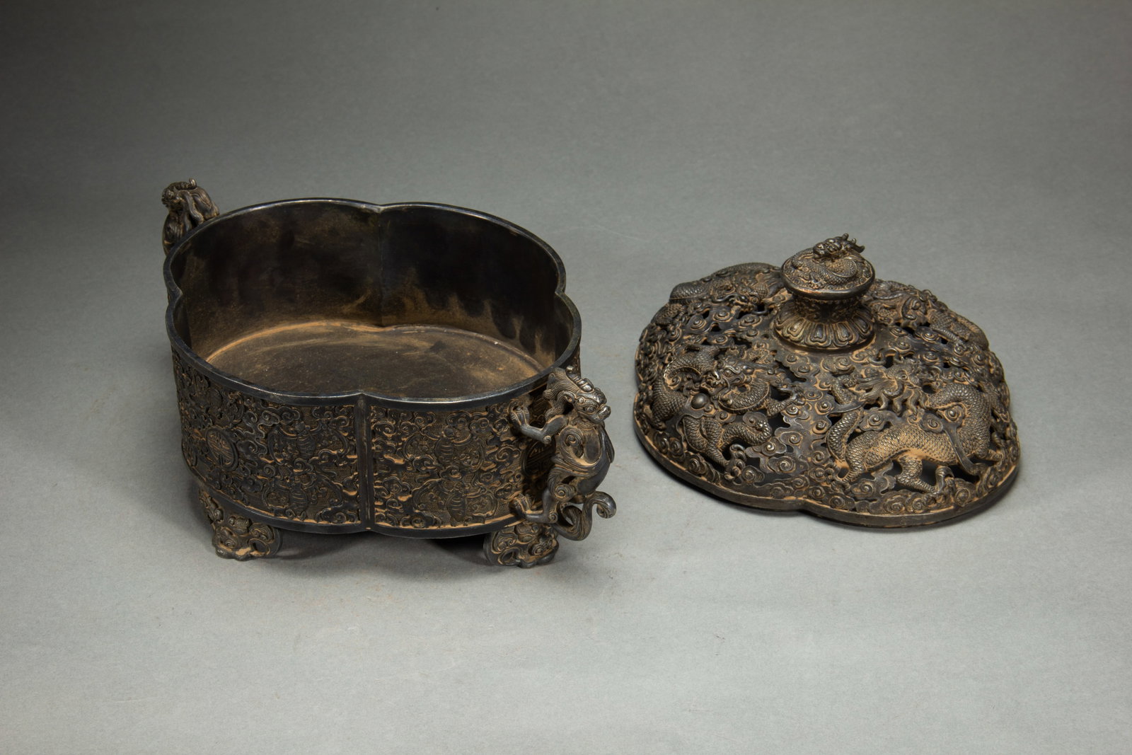 Bronze Dragon Pattern Incense Burner - 4