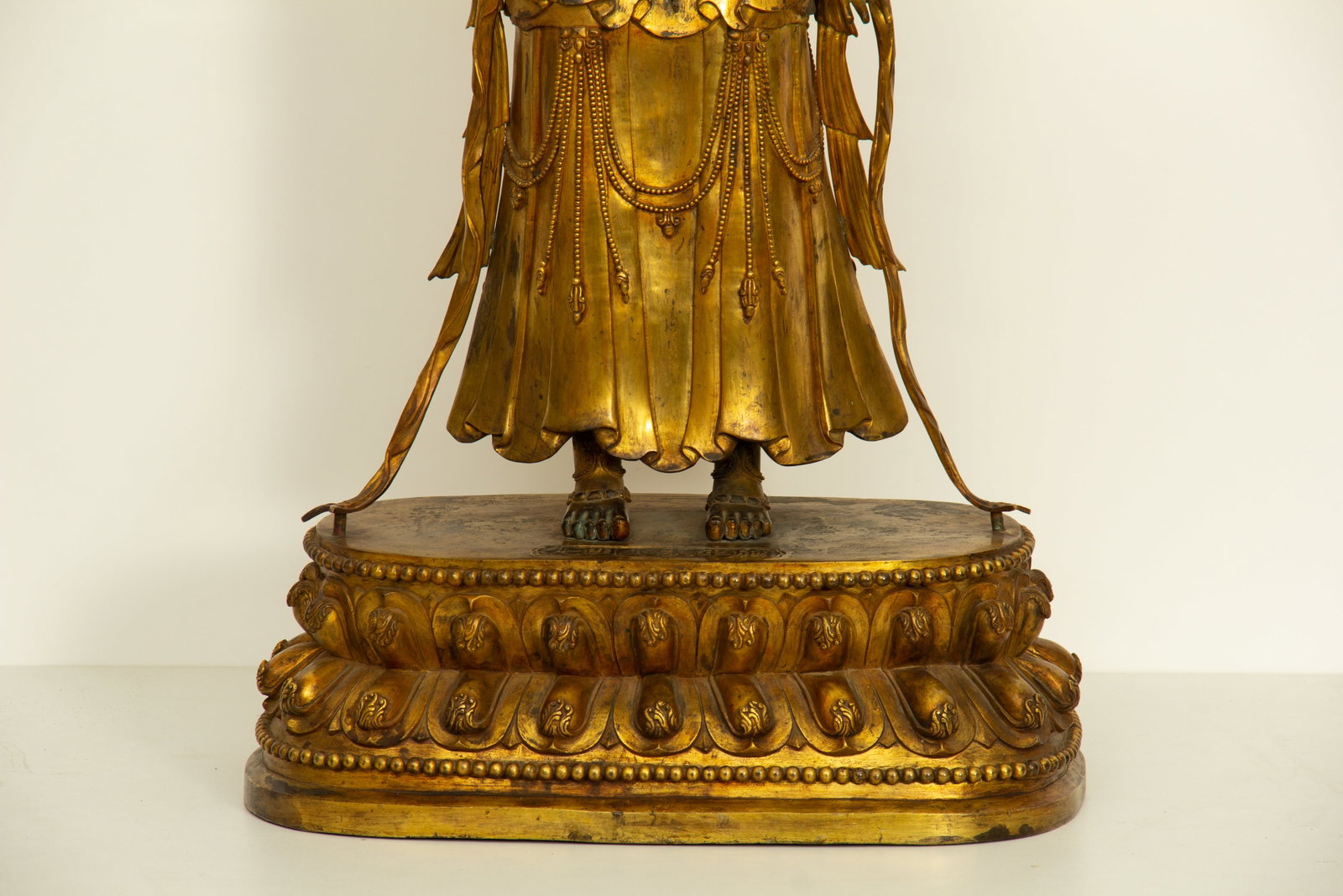Gilded bronze Buddha statue - 4