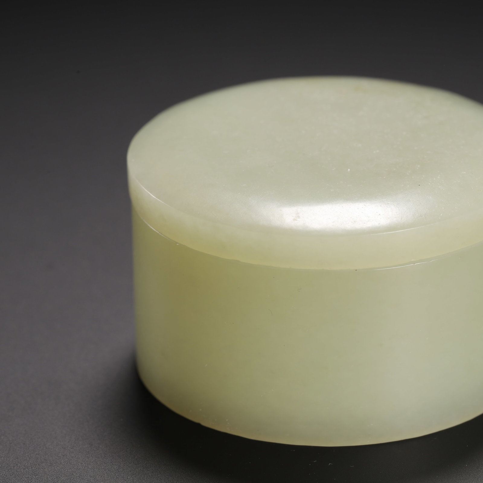 Hetian jade box - 3