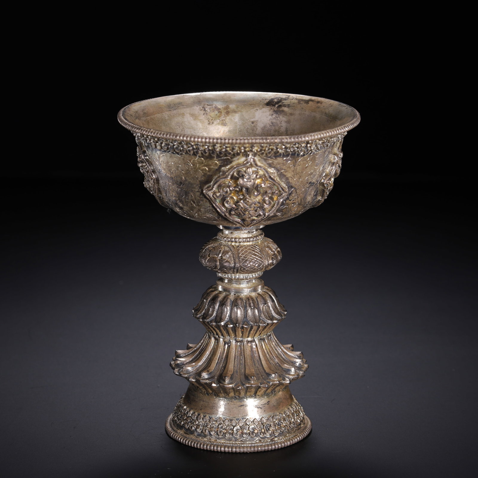 A Tibetan-style silver cup - 6