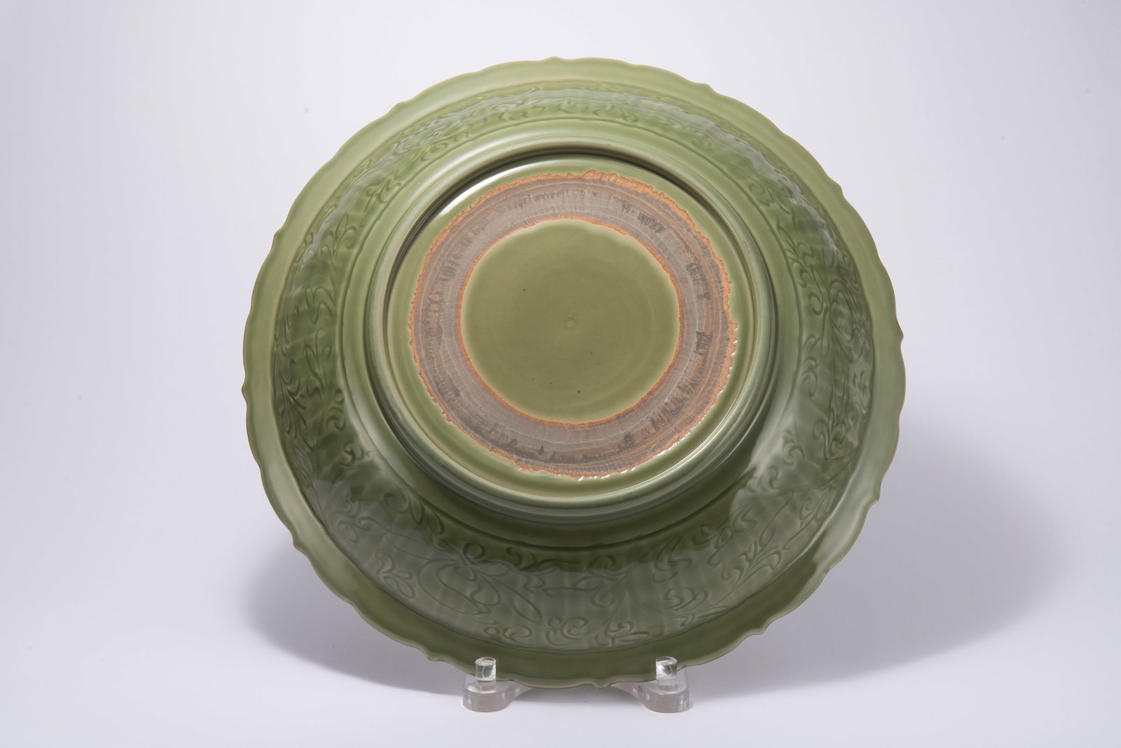 Longquan Large Plate from the Ming Dynasty - 7