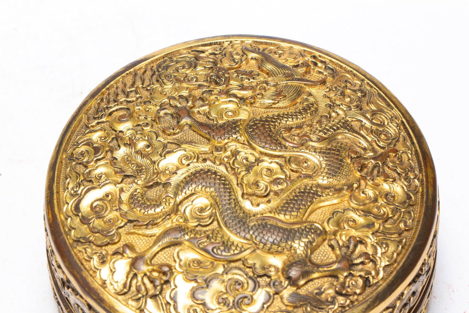 Gilded bronze dragon-patterned lid box - 2