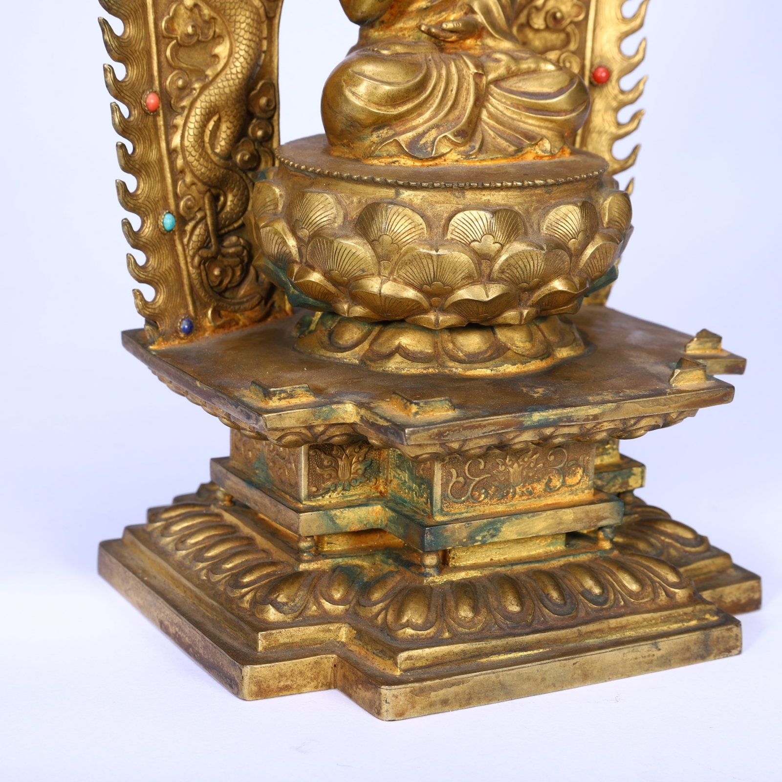 Gilded bronze Buddha statue - 7