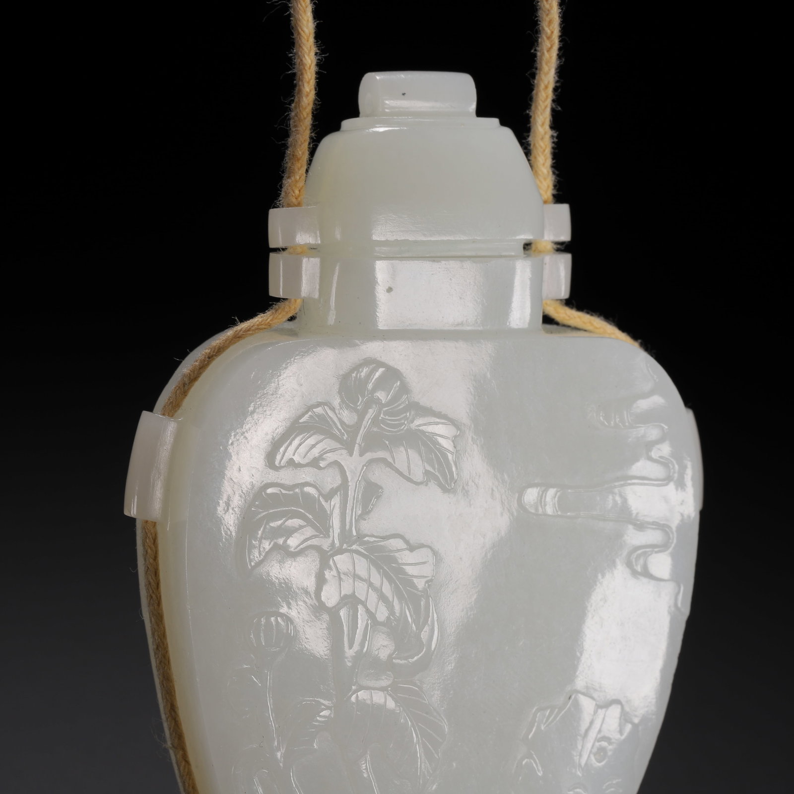 Hotan jade vase - 6
