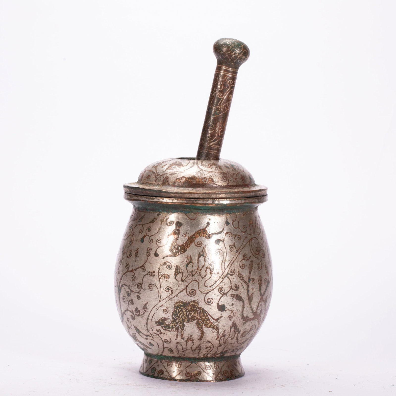Copper inlaid with gold and silver mortar and pestle: Length 10cm, Width 10cm, Height 23cm, Weight 1380g