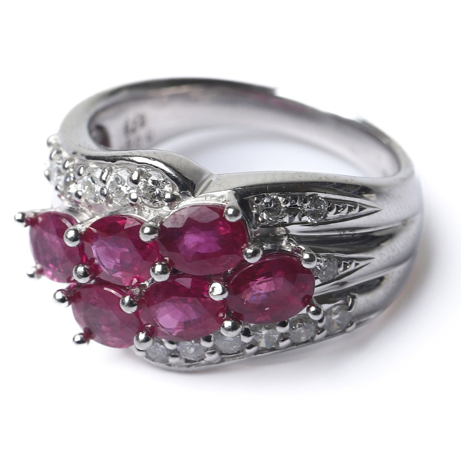 PLATINUM-RUBY-AND-DIAMOND-RING - 3