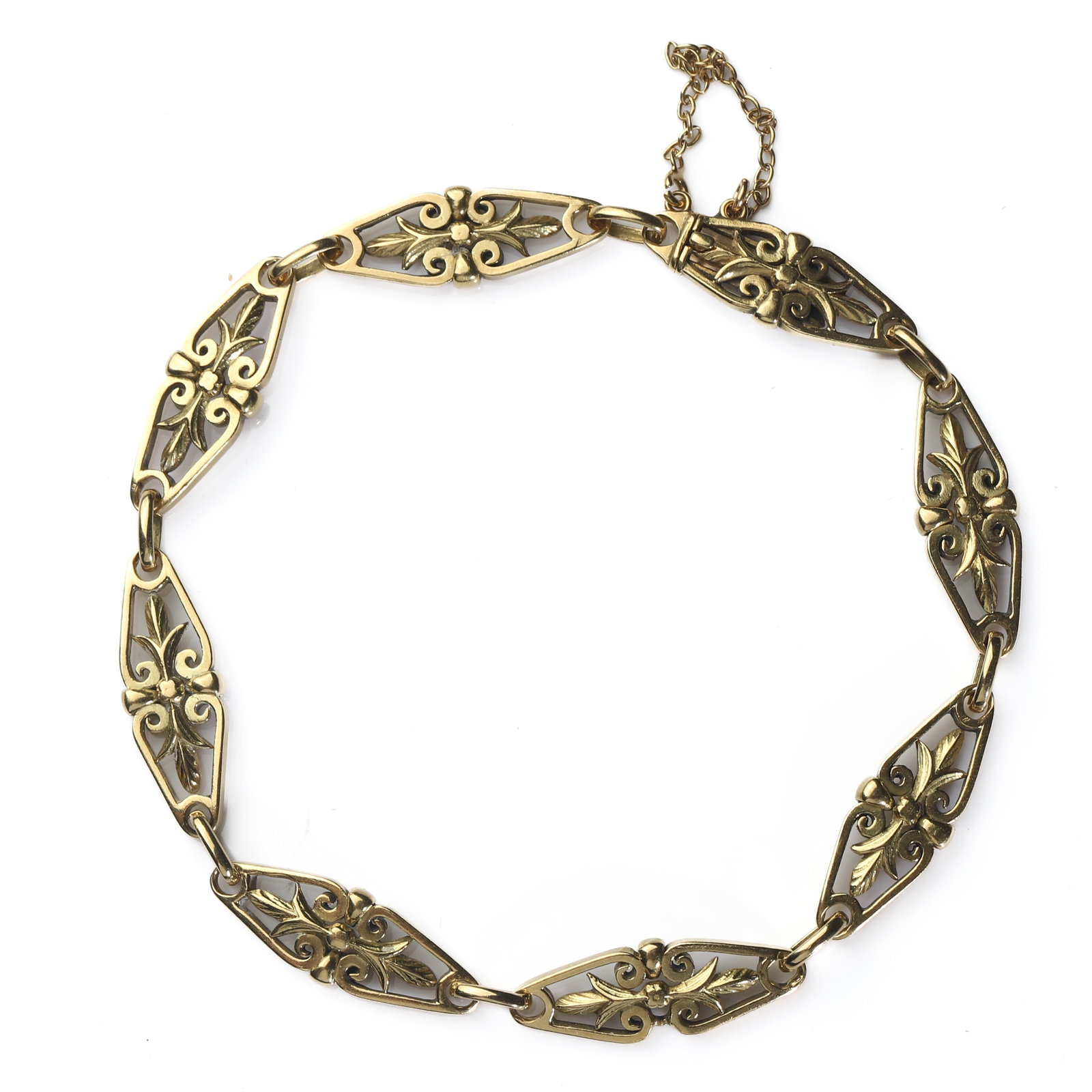 FRENCH-ART-NOUVEAU-18K-GOLD-IRIS-FLOWER-BRACELET,-CIRCA-1880–1920: Dimensions Length 8 1/4 in. (21 cm) Width 5/16 in. (0.8 cm)Weight 15.83 g Description An elegant French Art Nouveau 18K gold bracelet, dating to circa 1880–1920, inspired by the natural beauty of