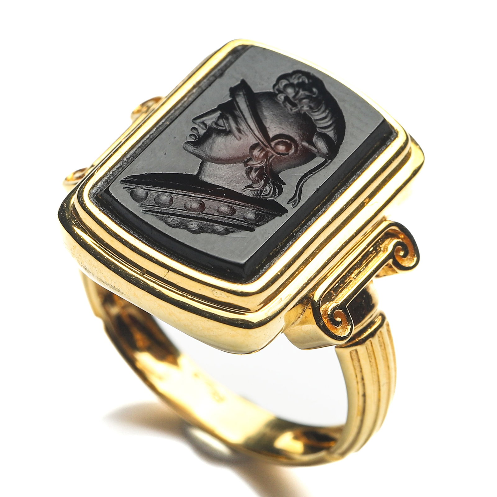 ATHENA-AGATE-INTAGLIO-GOLD-RING - 2