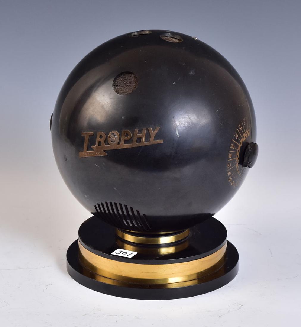 Trophy Bowling Ball Radio (1 of 2)