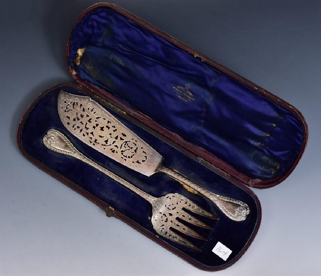 English Sterling Silver Fish Set (1 of 1)