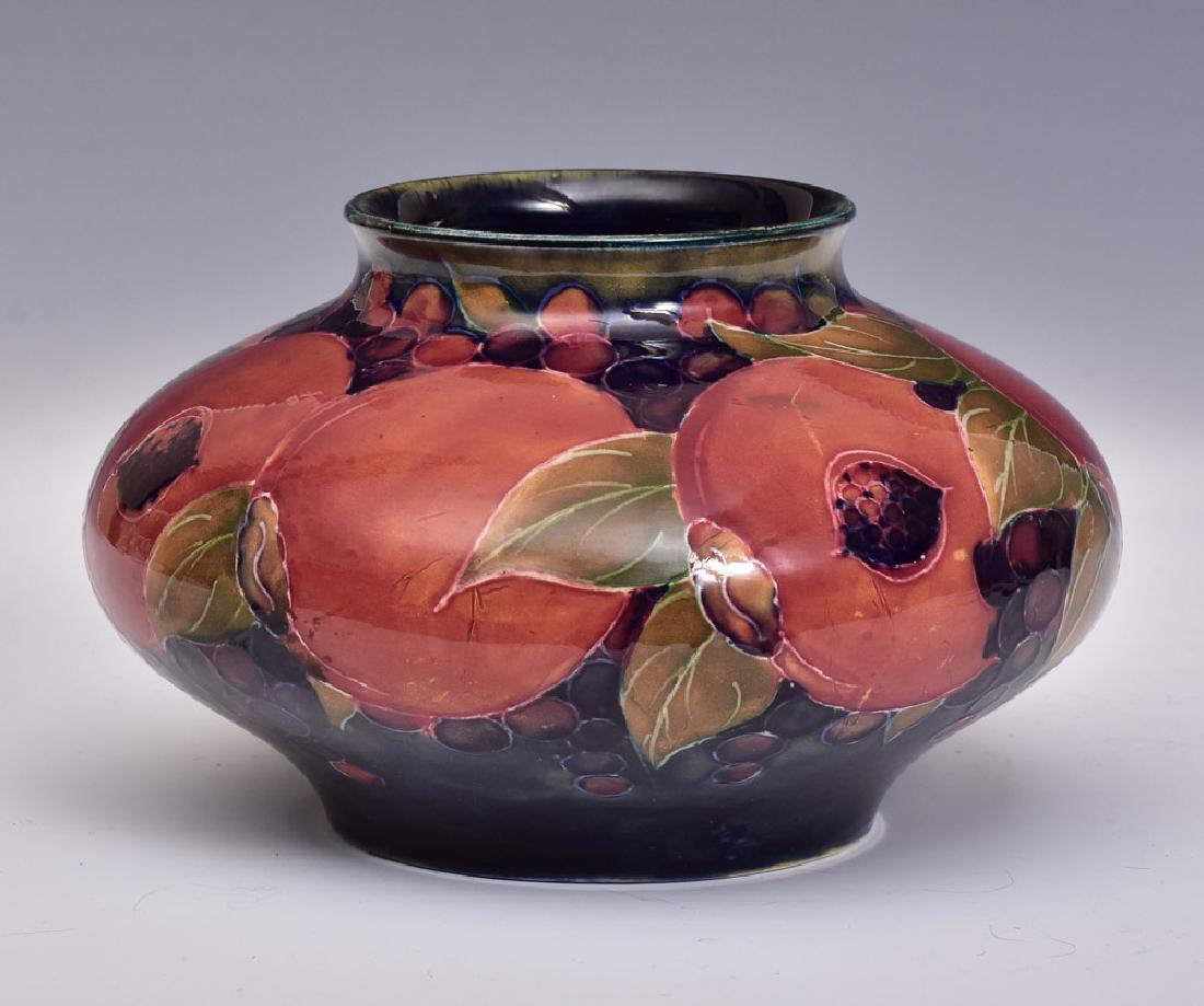 Moorcroft Pomegranate Vase (1 of 2)