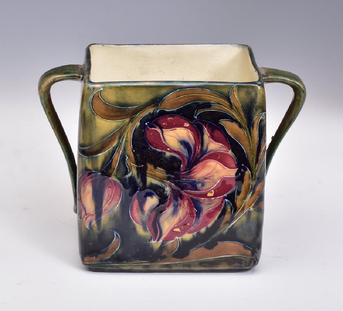 Moorcroft Spanish Biscuit Jar (1 of 2)