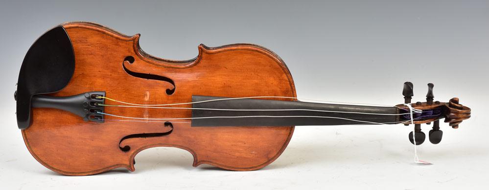 Antique Violin (1 of 6)
