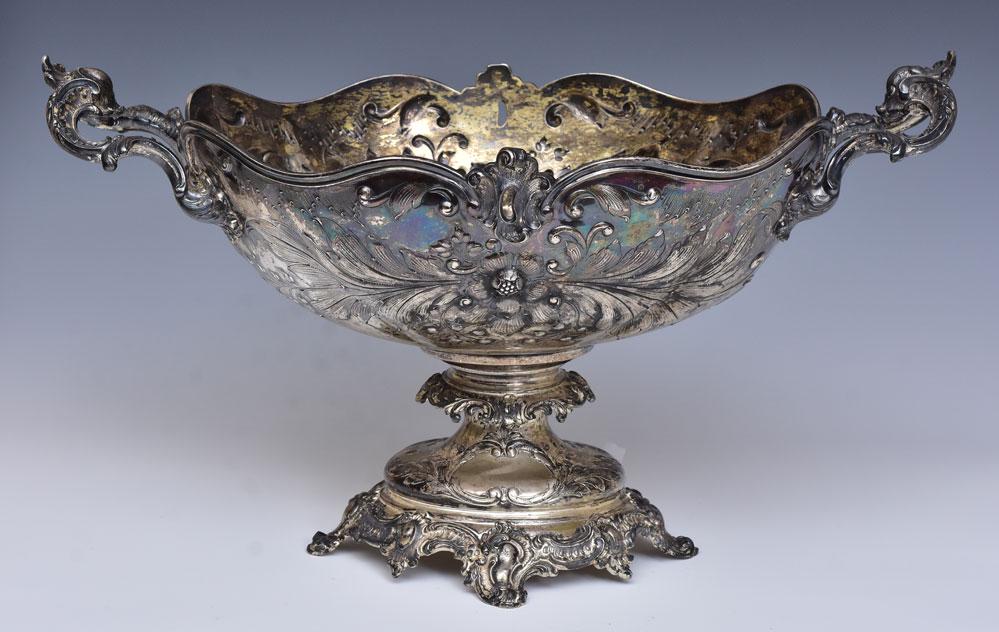 Victorian Repousse .800 Silver Center Piece (1 of 4)