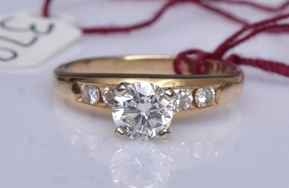 14k Gold Diamond Ring (1 of 1)