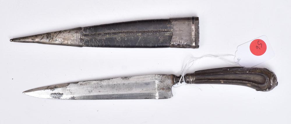 Italian Hunting Knife (1 of 1)