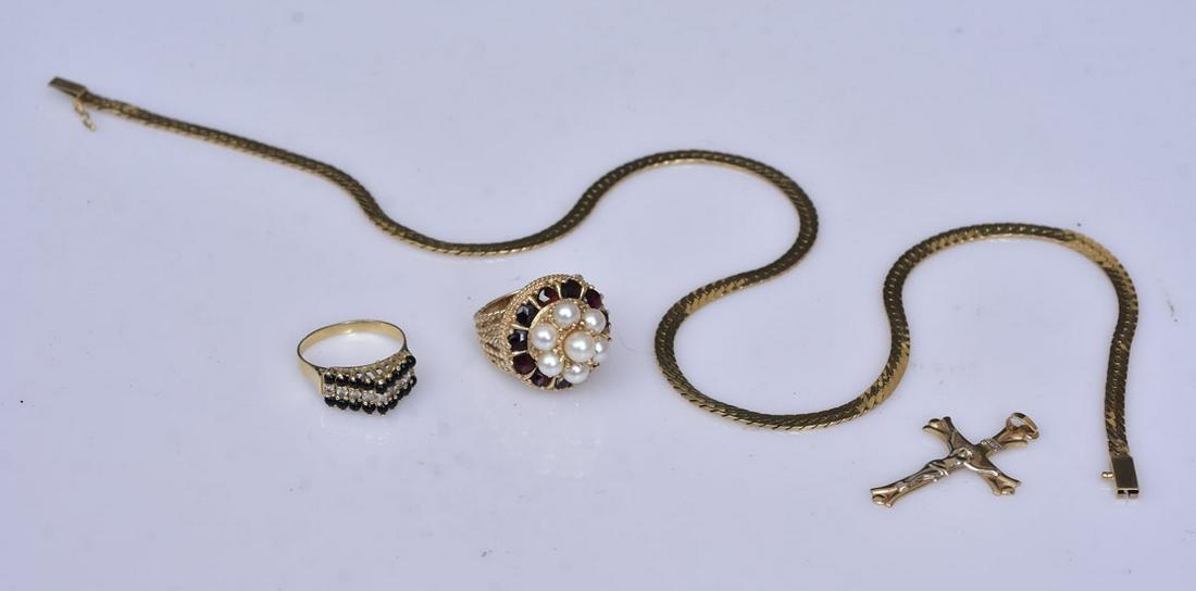 Group of Gold Jewelry (1 of 1)