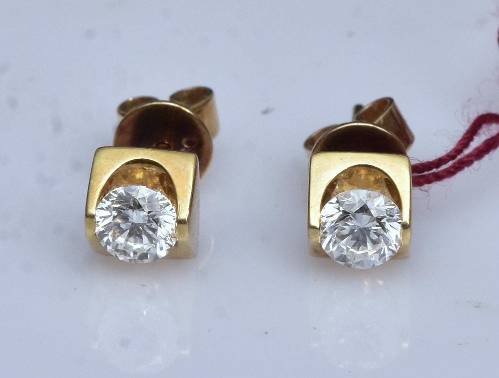 18k Gold Diamond Stud Earrings (1 of 1)