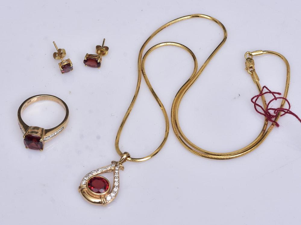 18k Gold Garnet Jewelry (1 of 1)