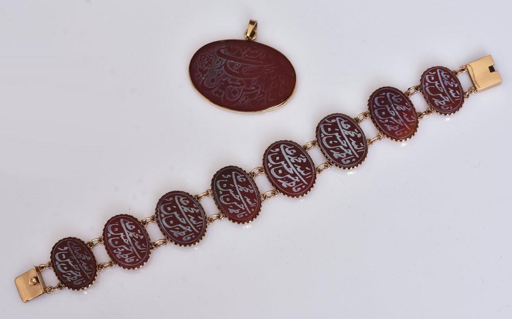 14k Gold Carnelian Pendant and bracelet (1 of 2)